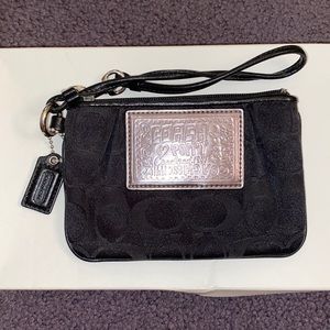 Coach Wristlet - Black/Silver